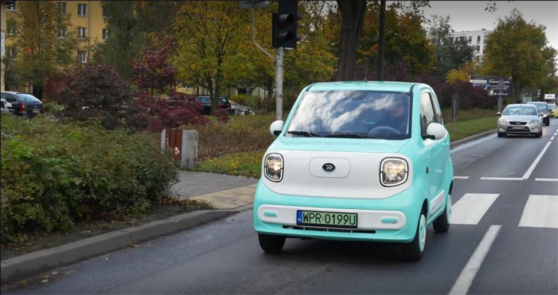 【벤투: 넥스트 챕터. Fashion On the Move】 Shandong Bentu New Energy Technology Co., Ltd., 신제품 출시 전기 컨버터블의 낭만과 힘을 목격하기 위해 밀라노로 여러분을 초대합니다